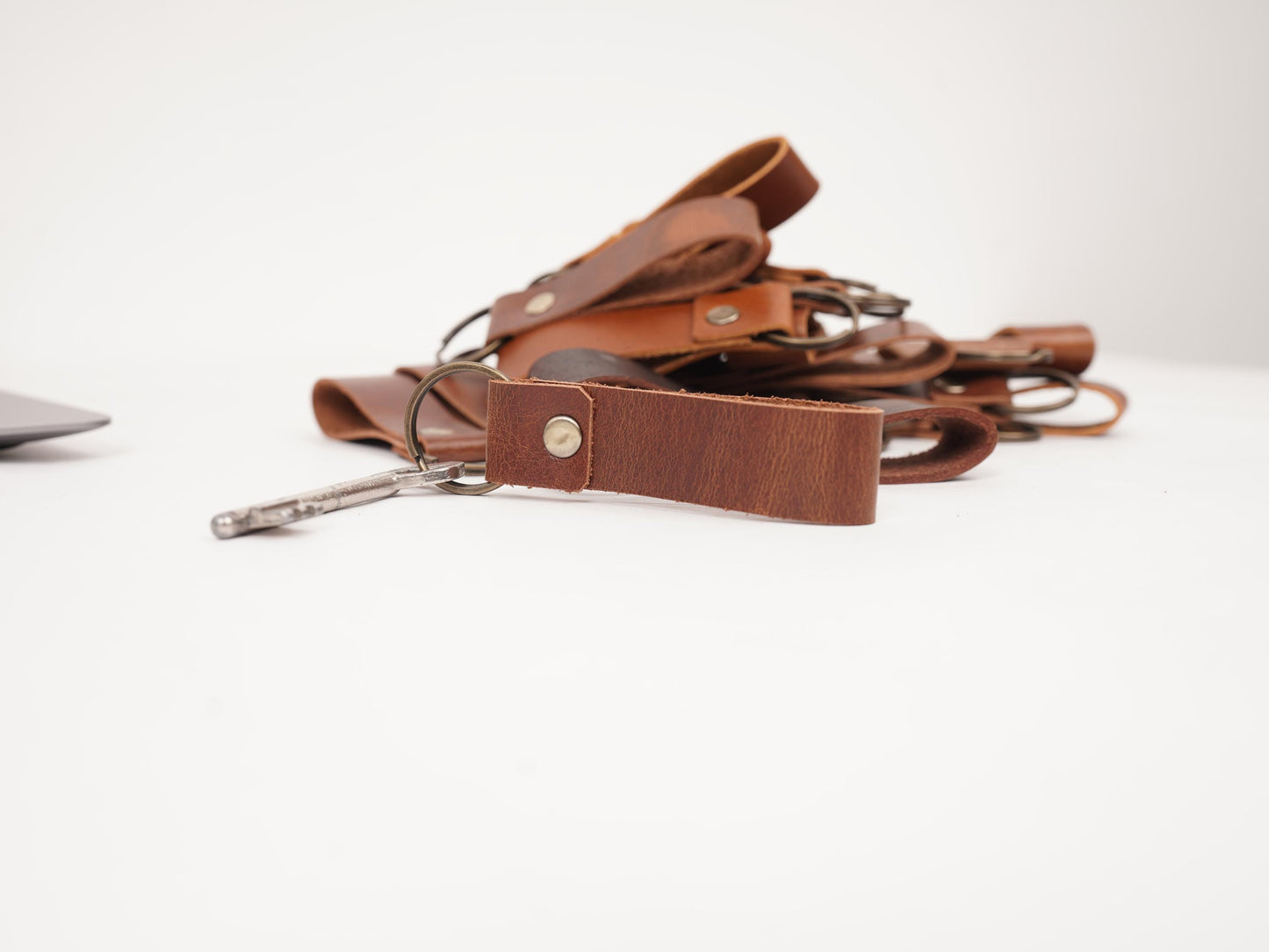 Personalized leather keychain Custom keyring Leather Couple Gift Leather keyring coordinate keychain Car keychain Full Grain Leather Key Tag