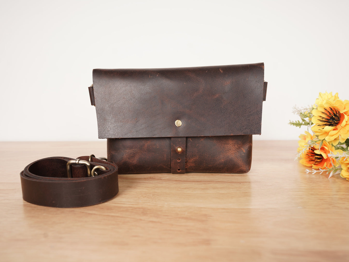 Leather Fanny Pack Bag Womens Crossbody Sling Bag Hip Bag Belt Bag Bum bag Custom Fannypack Belly bag Personalized Mothers Day Gift For Mom