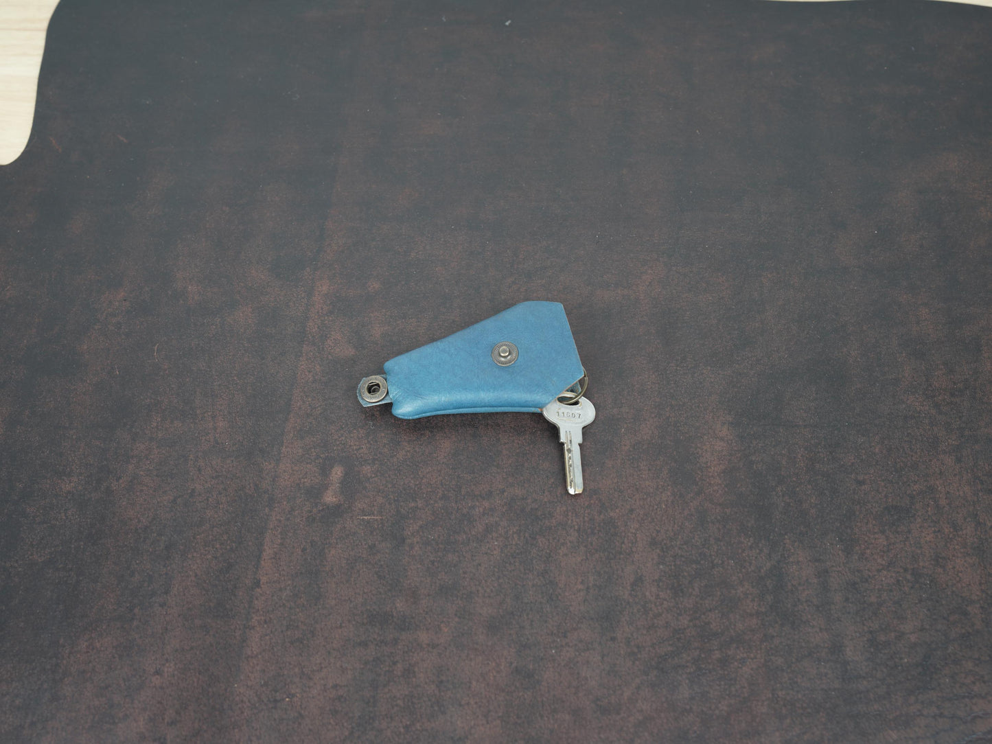 Car Fob Case Leather Key Organizer Mango Key Cover Key Case Leather Key Holder Cute Keychain for Women Key Pouch Personalized Key Wallet