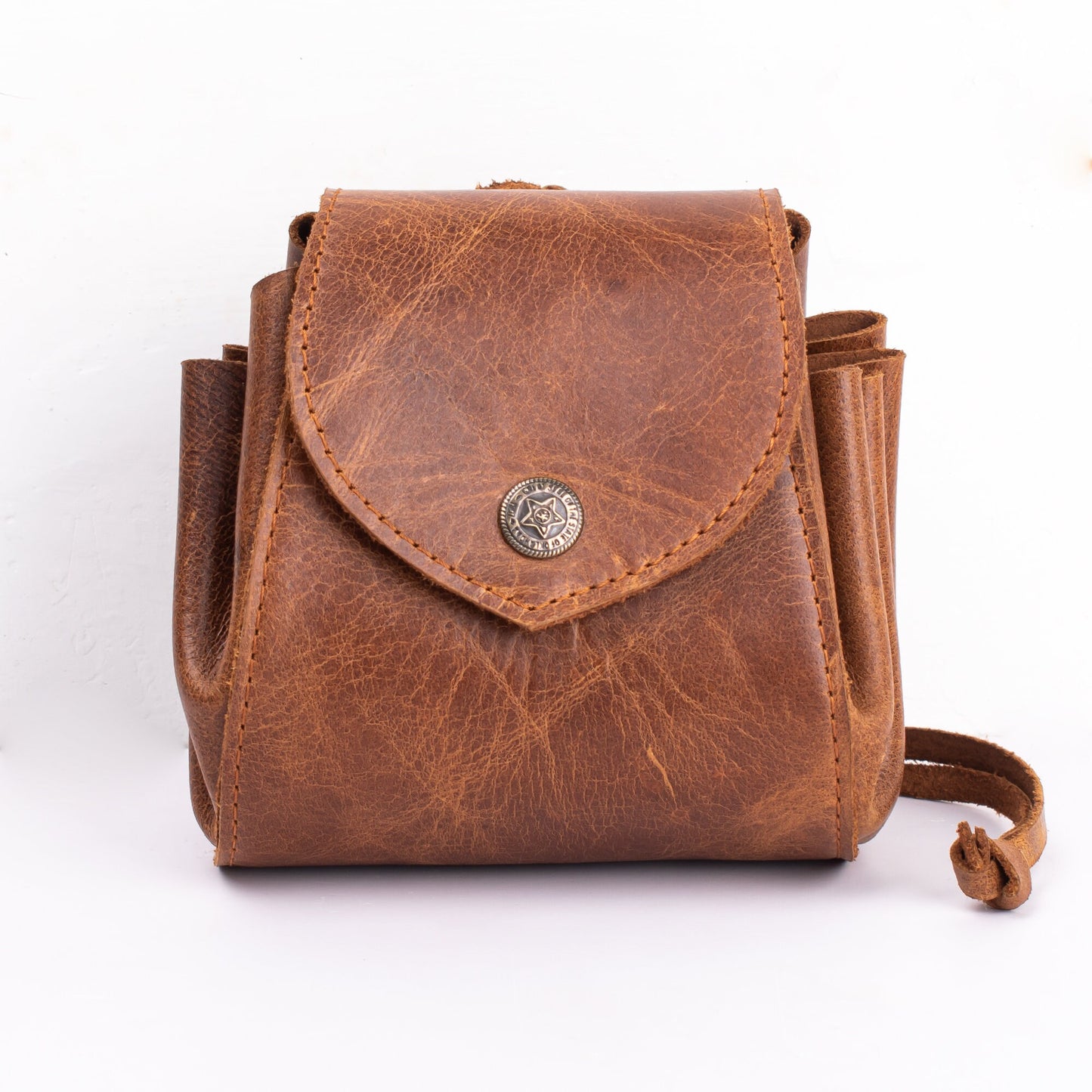 Personalized Leather Dice Bag for Dungeons and Dragons Players Leather Drawstring Dice Bag DND Dice Pouch Valentines day Gift For DnD Player