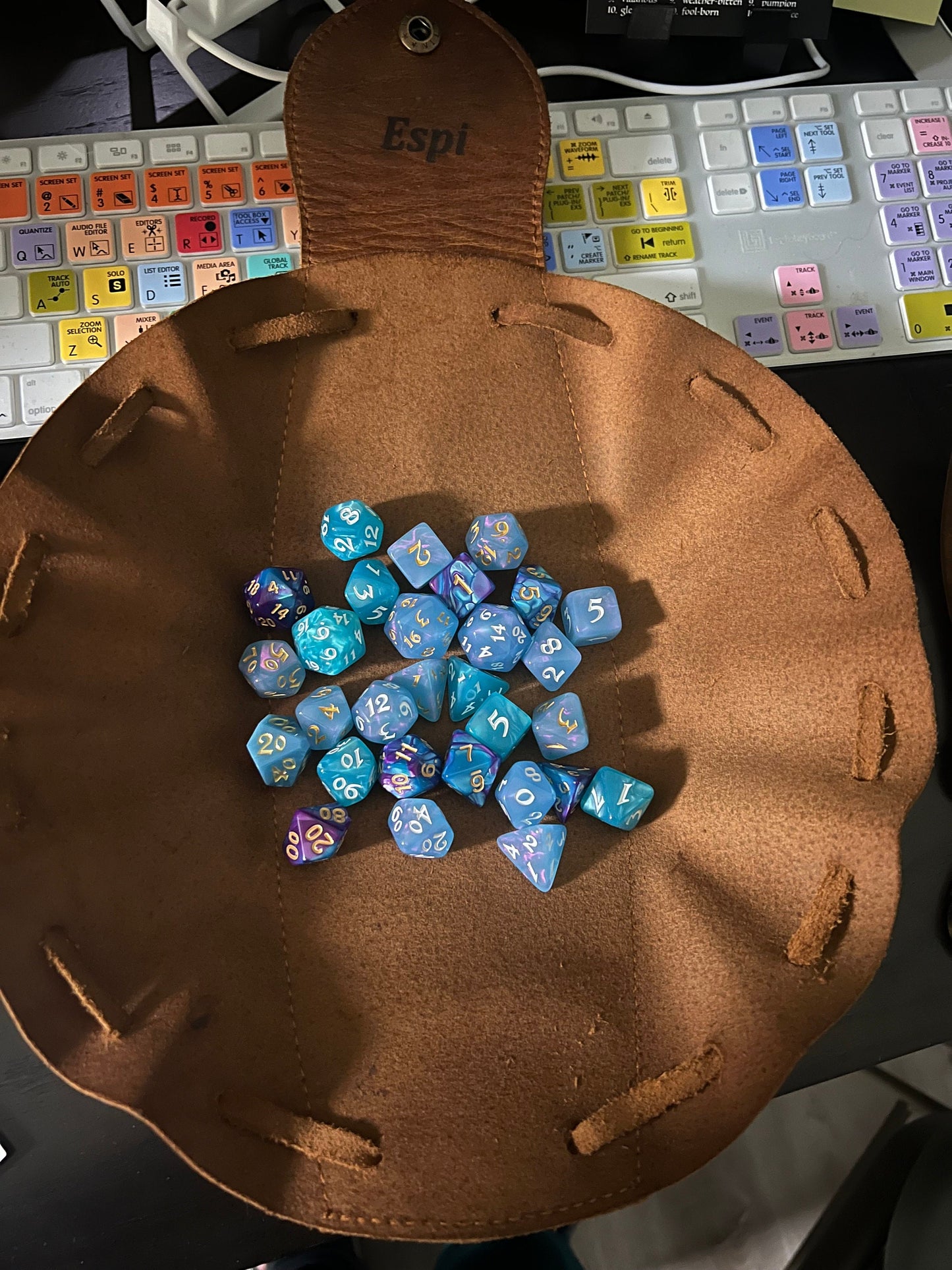 Personalized Leather Dice Bag for Dungeons and Dragons Players Leather Drawstring Dice Bag DND Dice Pouch Valentines day Gift For DnD Player