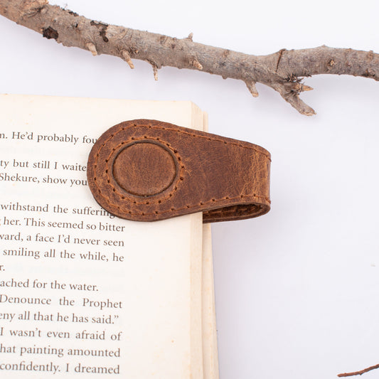 Leather Bookmark Magnetic Personalized Leather Bookmark Handmade Leather Bookmark Leather Bookmark Mothers Day Gift for Book Lover