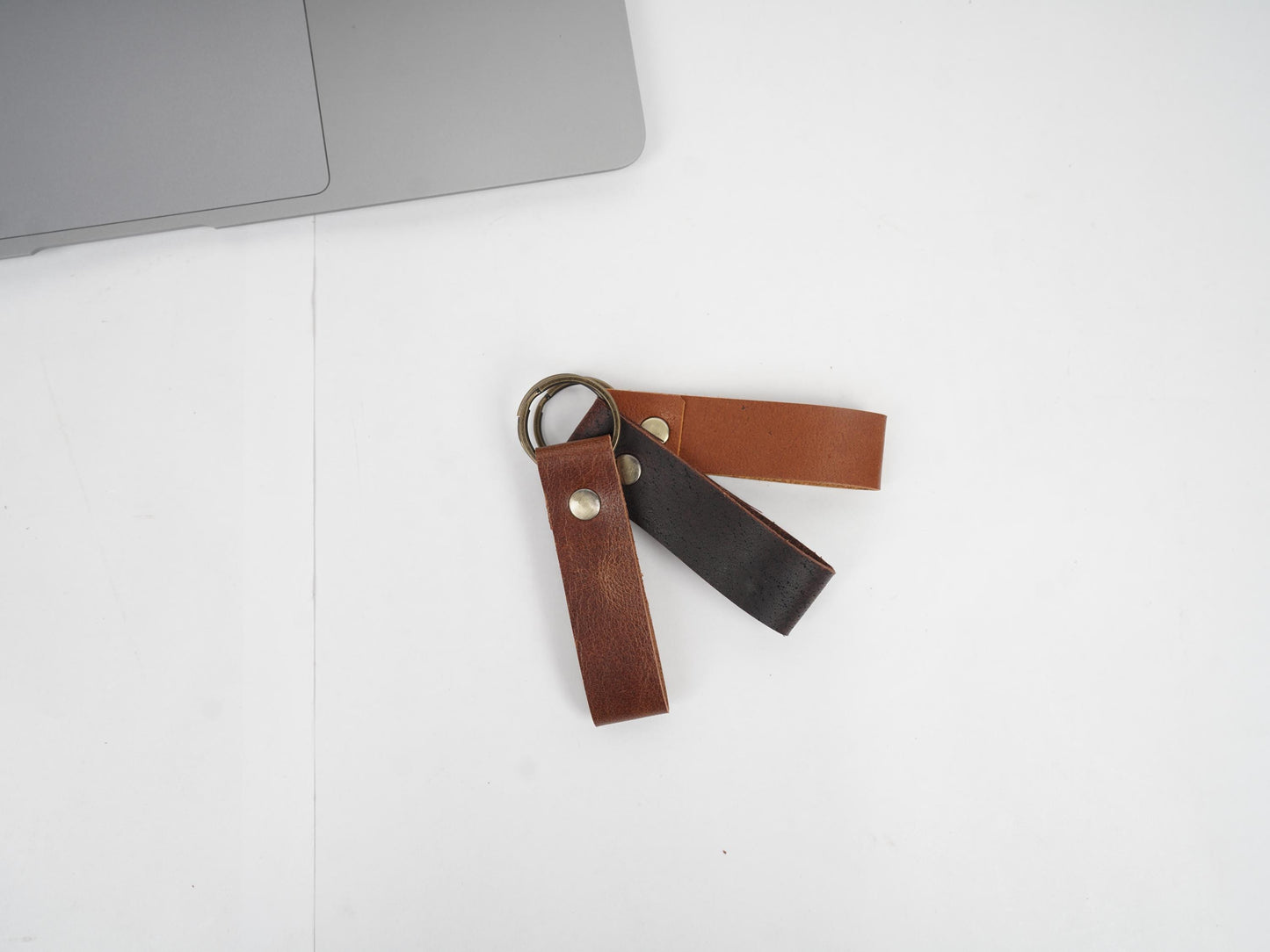 Personalized leather keychain Custom keyring Leather Couple Gift Leather keyring coordinate keychain Car keychain Full Grain Leather Key Tag