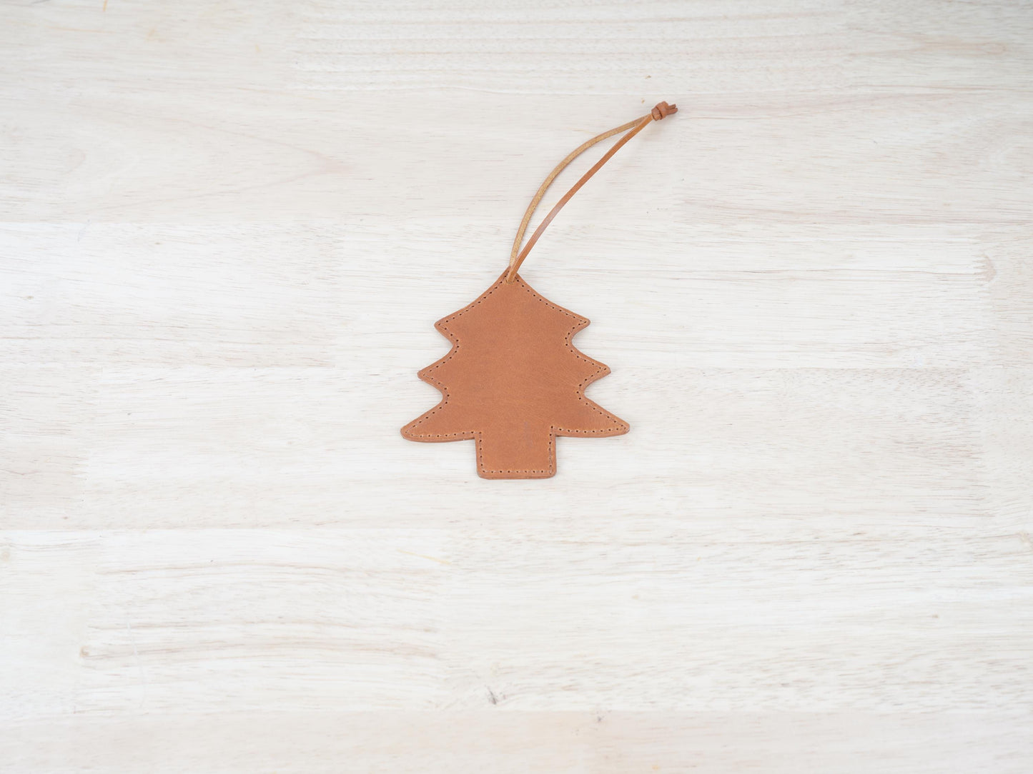 Leather Christmas Ornament Christmas Tree Decoration Ornament Set of 4 Handmade Leather Christmas Garland Christmas Home Decoration Holiday