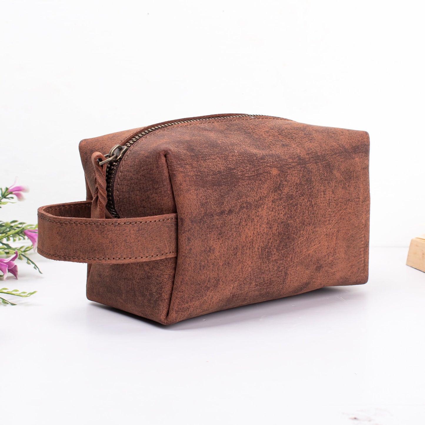 Leather Dopp Kit Bag Mens Leather Toiletry Bag Personalized Groomsmen Gift Custom Monogrammed Leather Dopp Kit Under 20 USD Christmas Gift