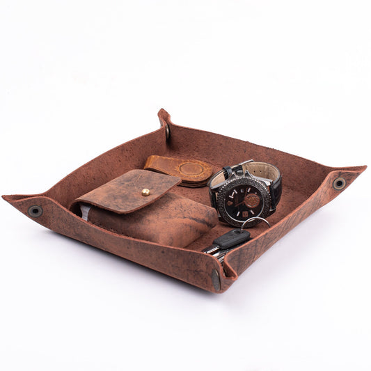 Personalized desk leather tray, Leather catchall, brown valet tray, custom leather tray, custom catchall, coin tray, gift for Men Valentine