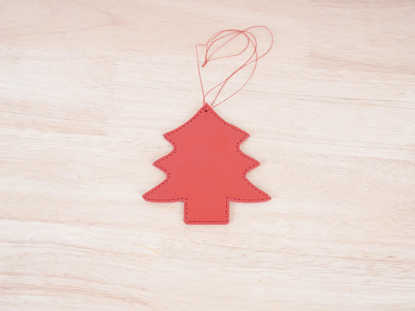 Leather Christmas Ornament Christmas Tree Decoration Ornament Set of 4 Handmade Leather Christmas Garland Christmas Home Decoration Holiday