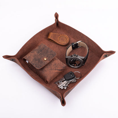 Personalized desk leather tray, Leather catchall, brown valet tray, custom leather tray, custom catchall, coin tray, gift for Men Valentine